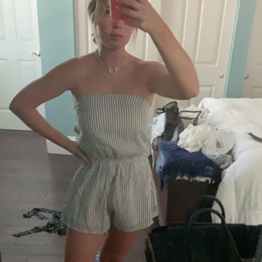 Superdown romper - Picture 2 of 2
